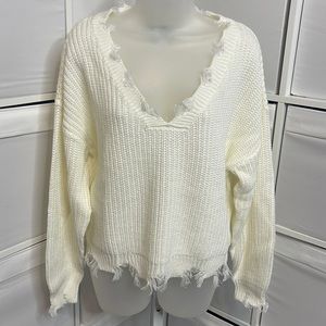 NWT Derek heart distressed sweater, cream 🫶🏻